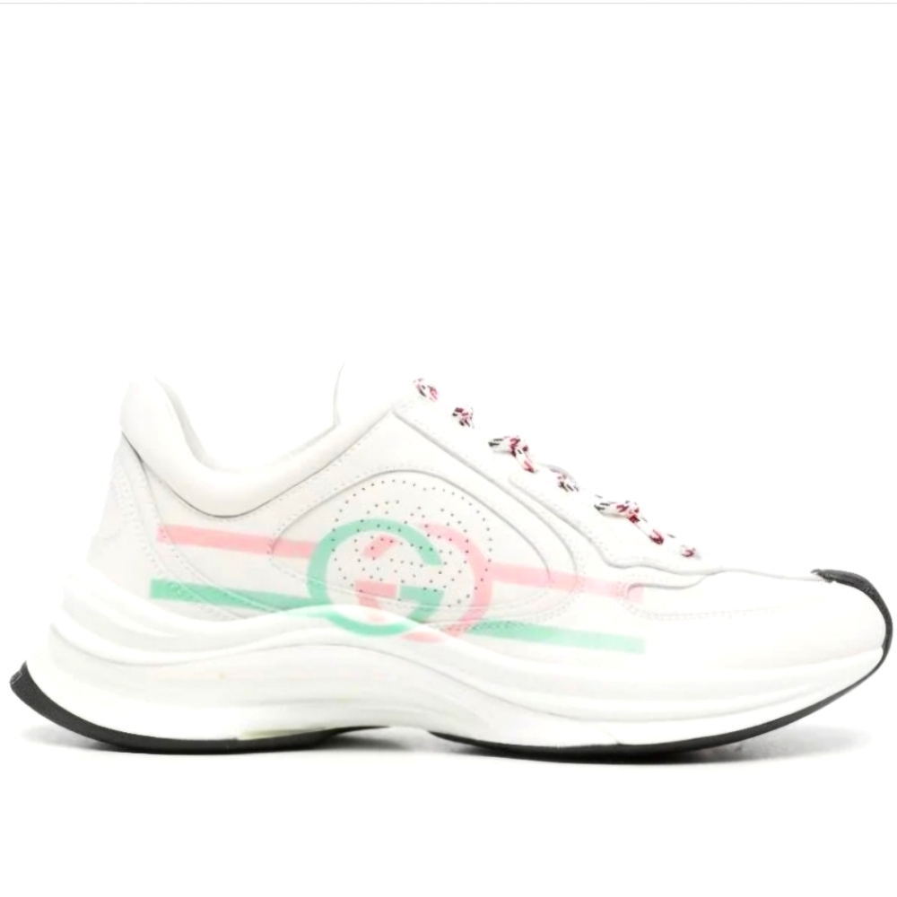Gucci Authentic-Premium Run lace up Sneakers Size 7 Beautfiul and elegant